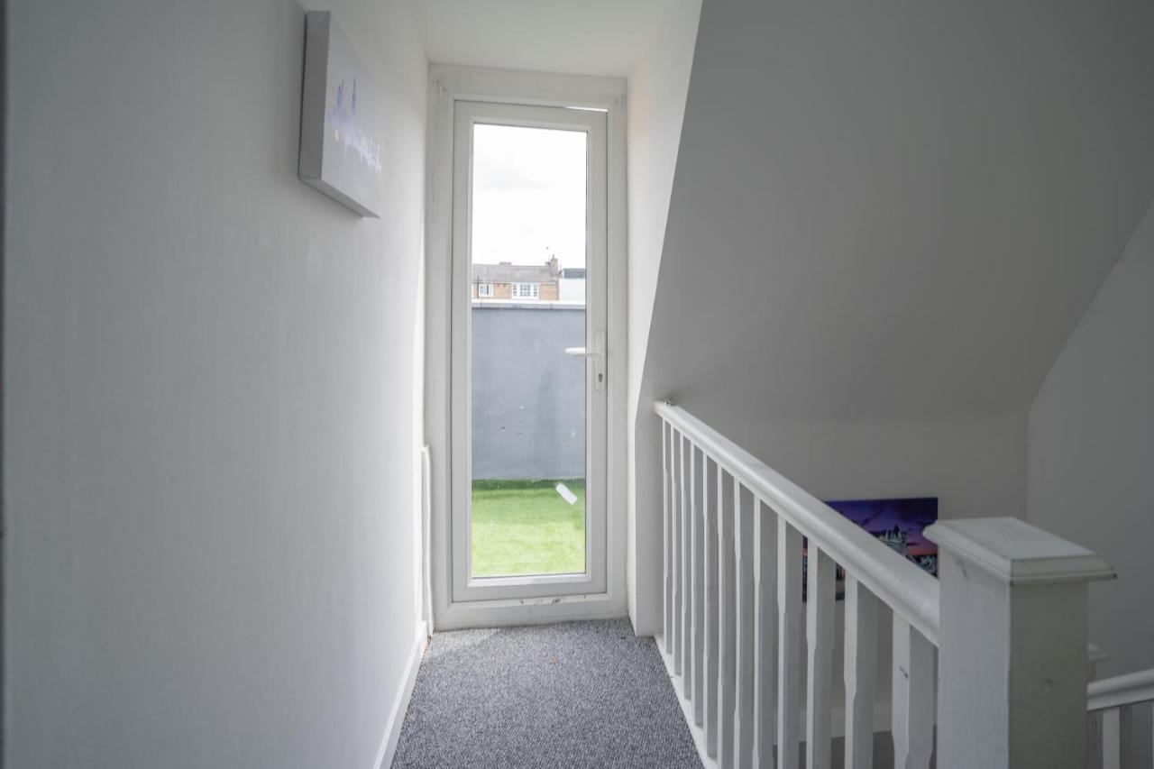 Small Private Studio Rooms In The Heart Of Angel Лондон Экстерьер фото